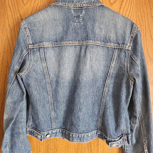 Gap Jean Jacket Womens Size Small Denim Blue Worn Wash - Picture 4 of 4